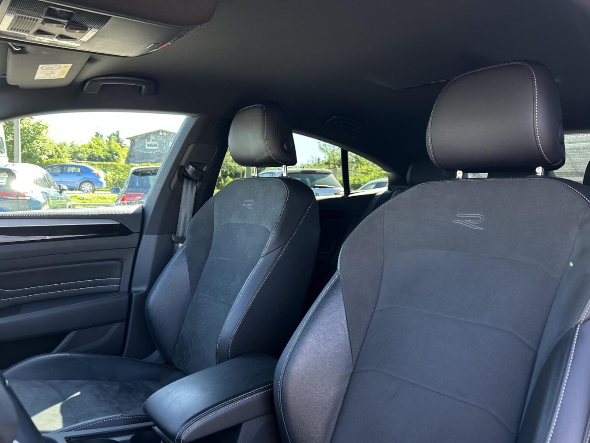 Volkswagen Arteon R-Line
