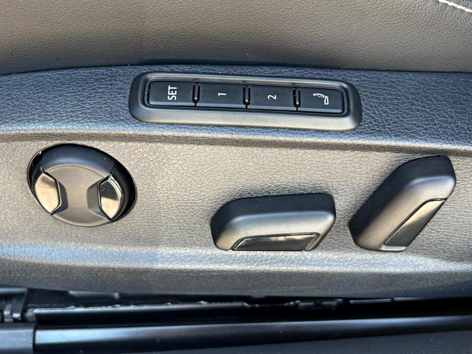 Volkswagen Passat Variant Elegance