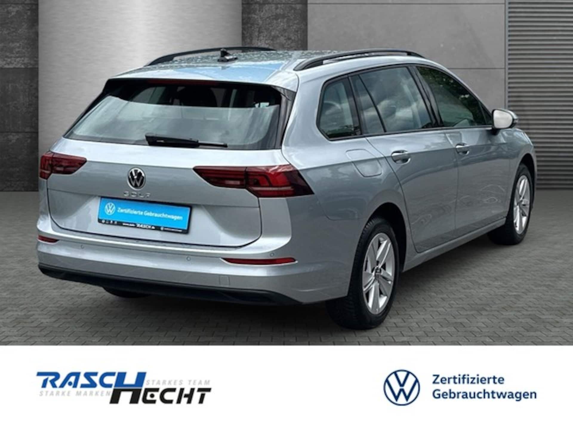 Volkswagen Golf Variant Life