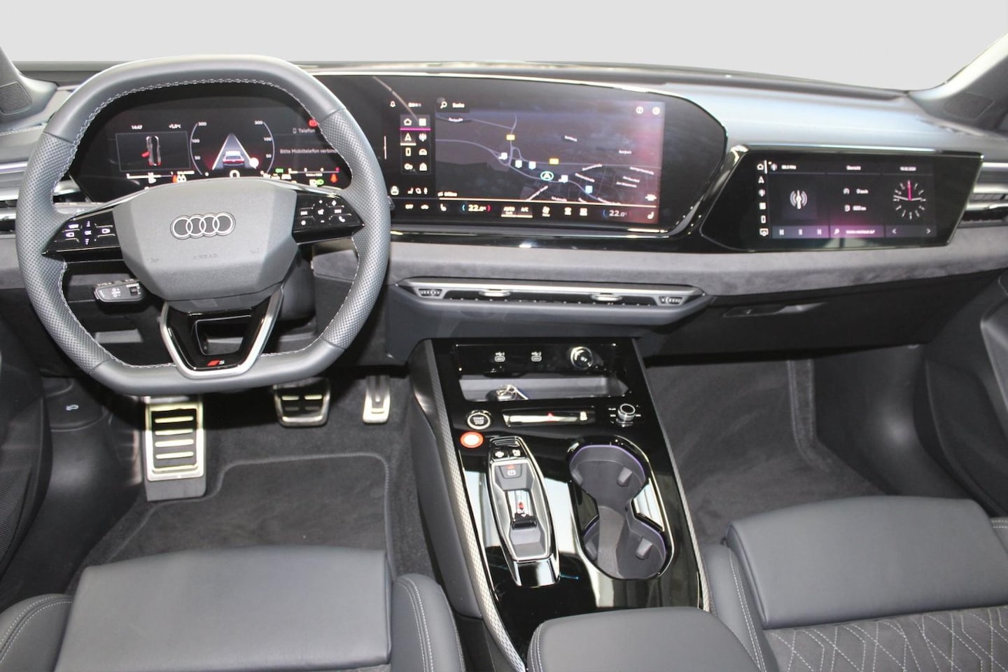 Bild über Audi A5 Avant TDI quattro 150 kW S tronic - für weitere Informationen kontaktieren Sie den Audi Partner