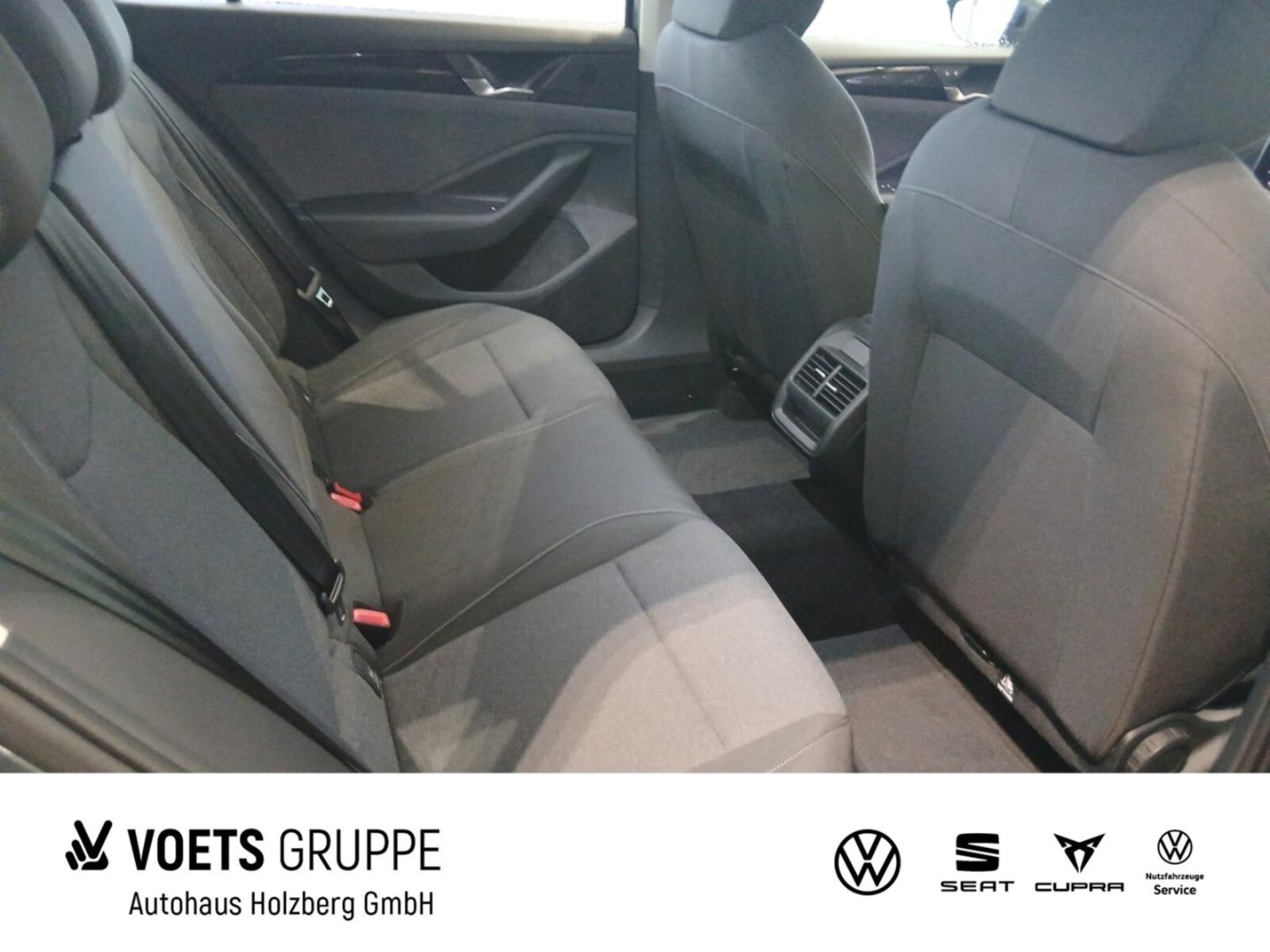 Volkswagen Passat – Bild 14