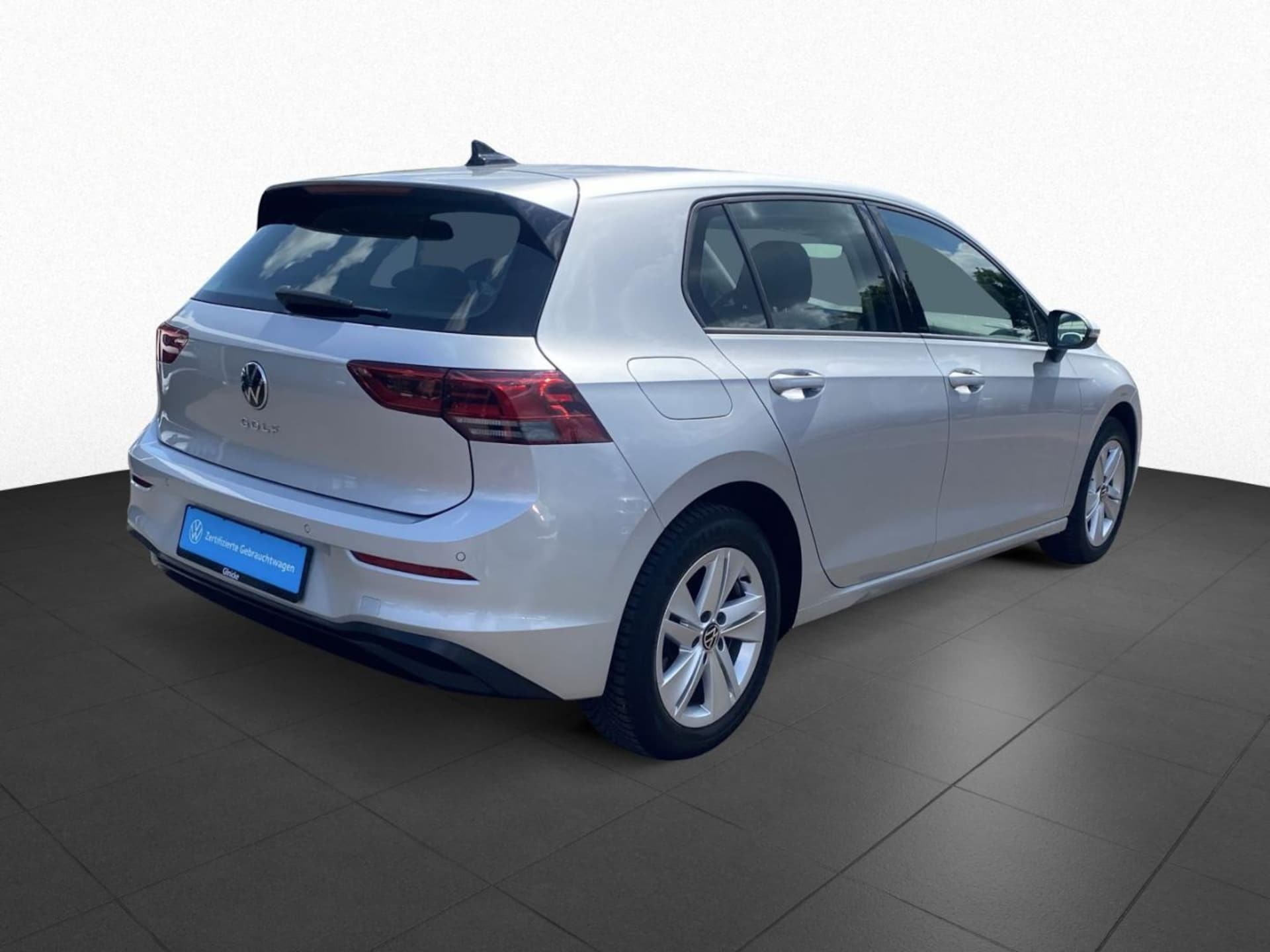 Volkswagen Golf Life