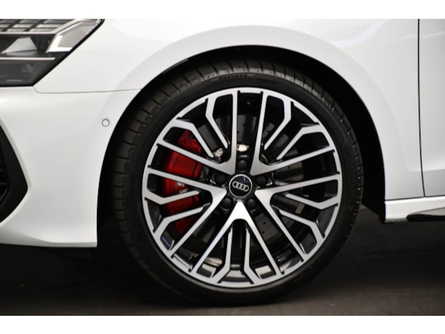 Bild über Audi S3 Sportback TFSI quattro S tronic - für weitere Informationen kontaktieren Sie den Audi Partner