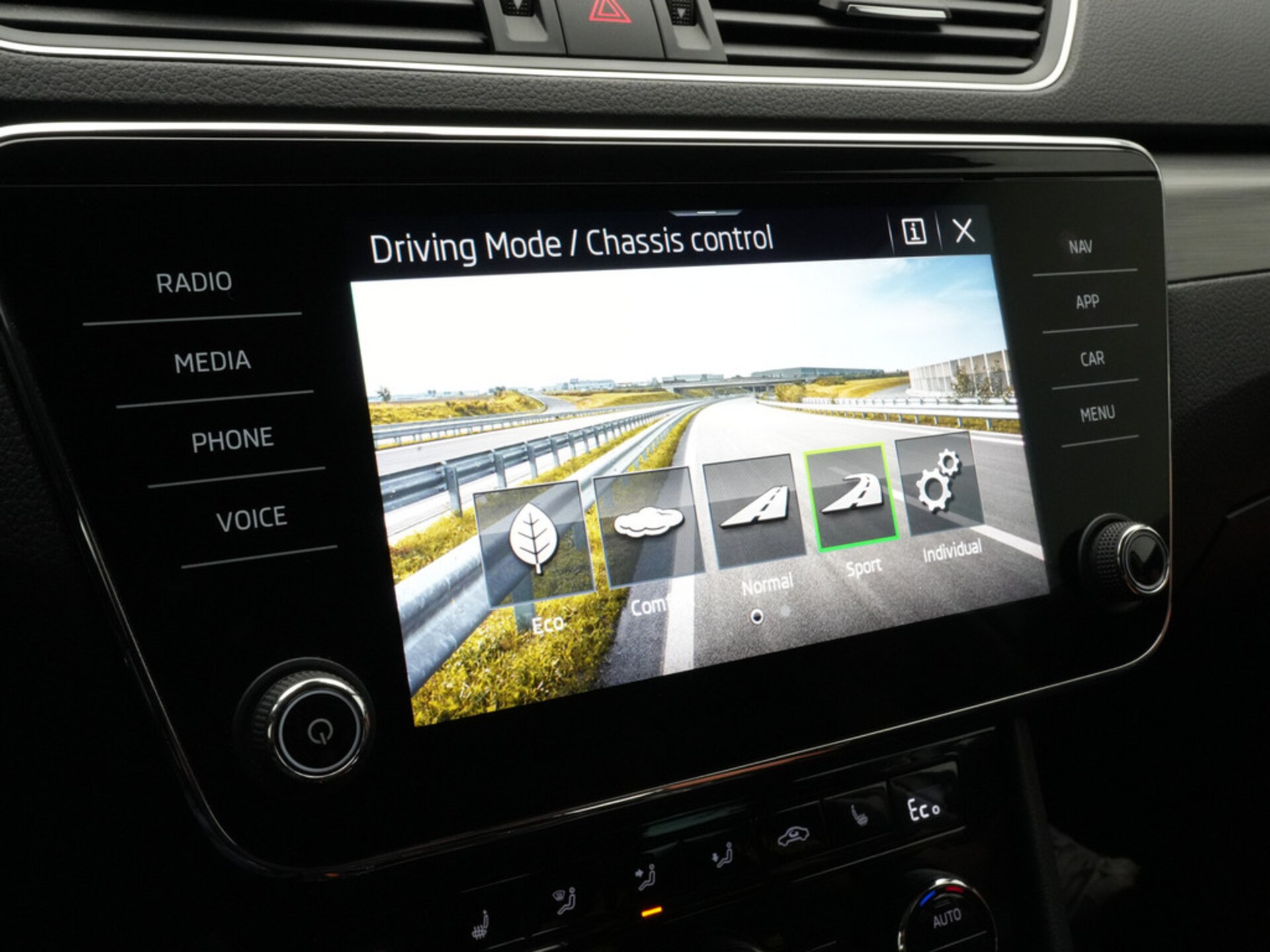 Skoda Superb Combi Style
