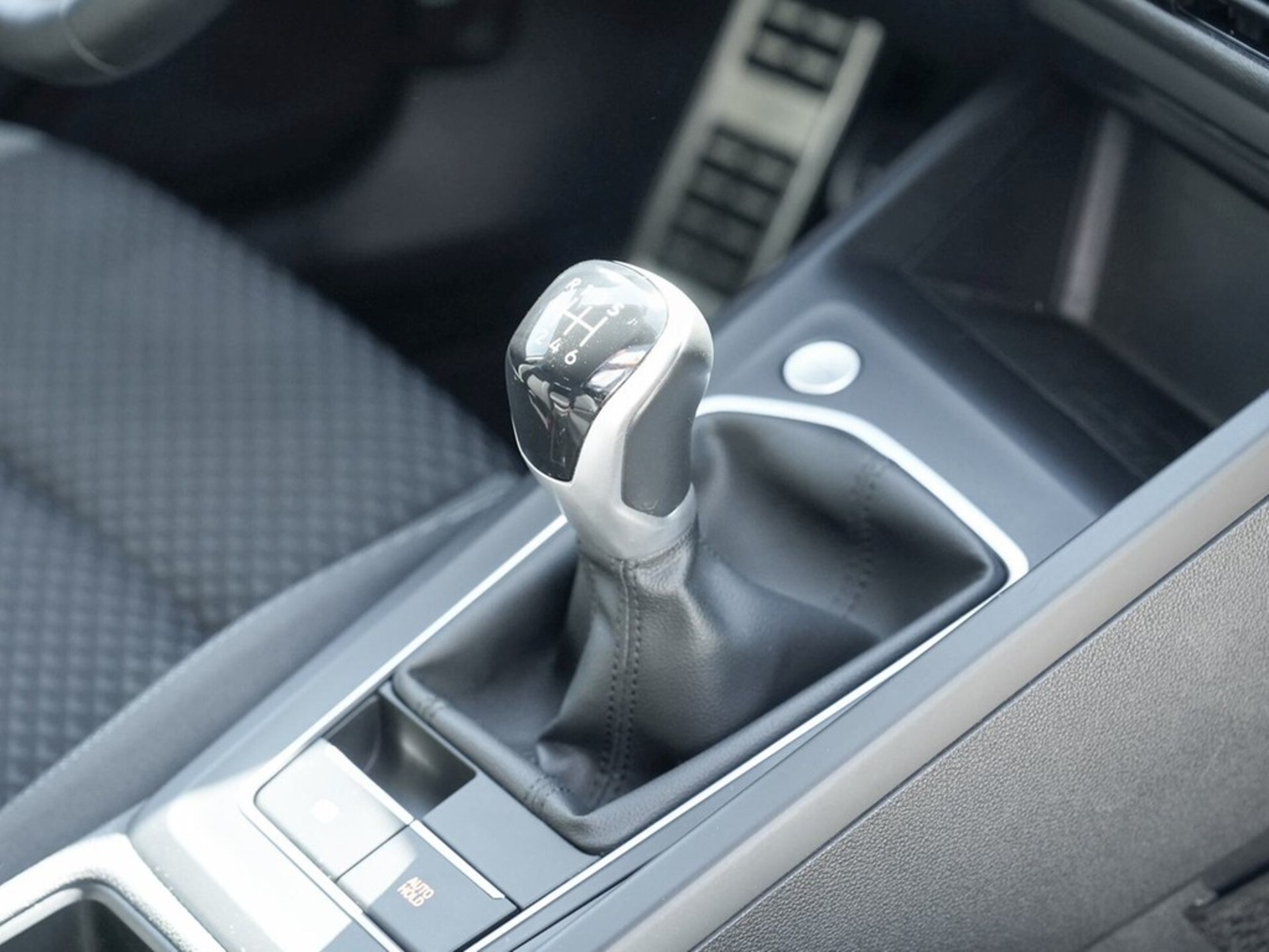 Volkswagen Golf Active