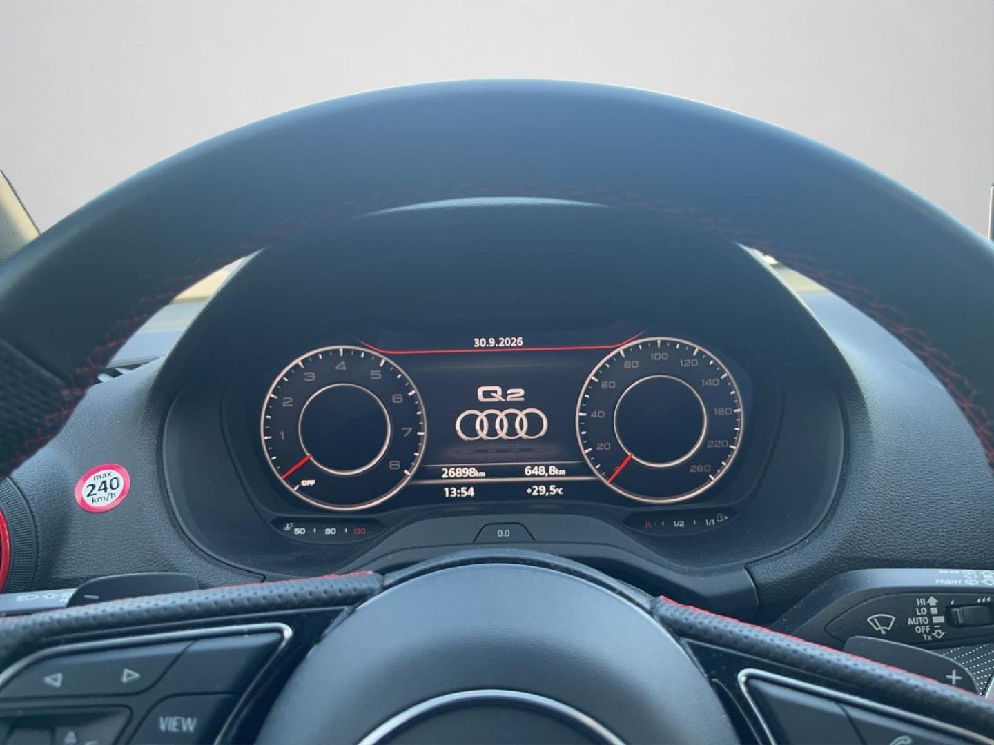 Bild über Audi Q2 S line 35 TFSI S tronic - für weitere Informationen kontaktieren Sie den Audi Partner