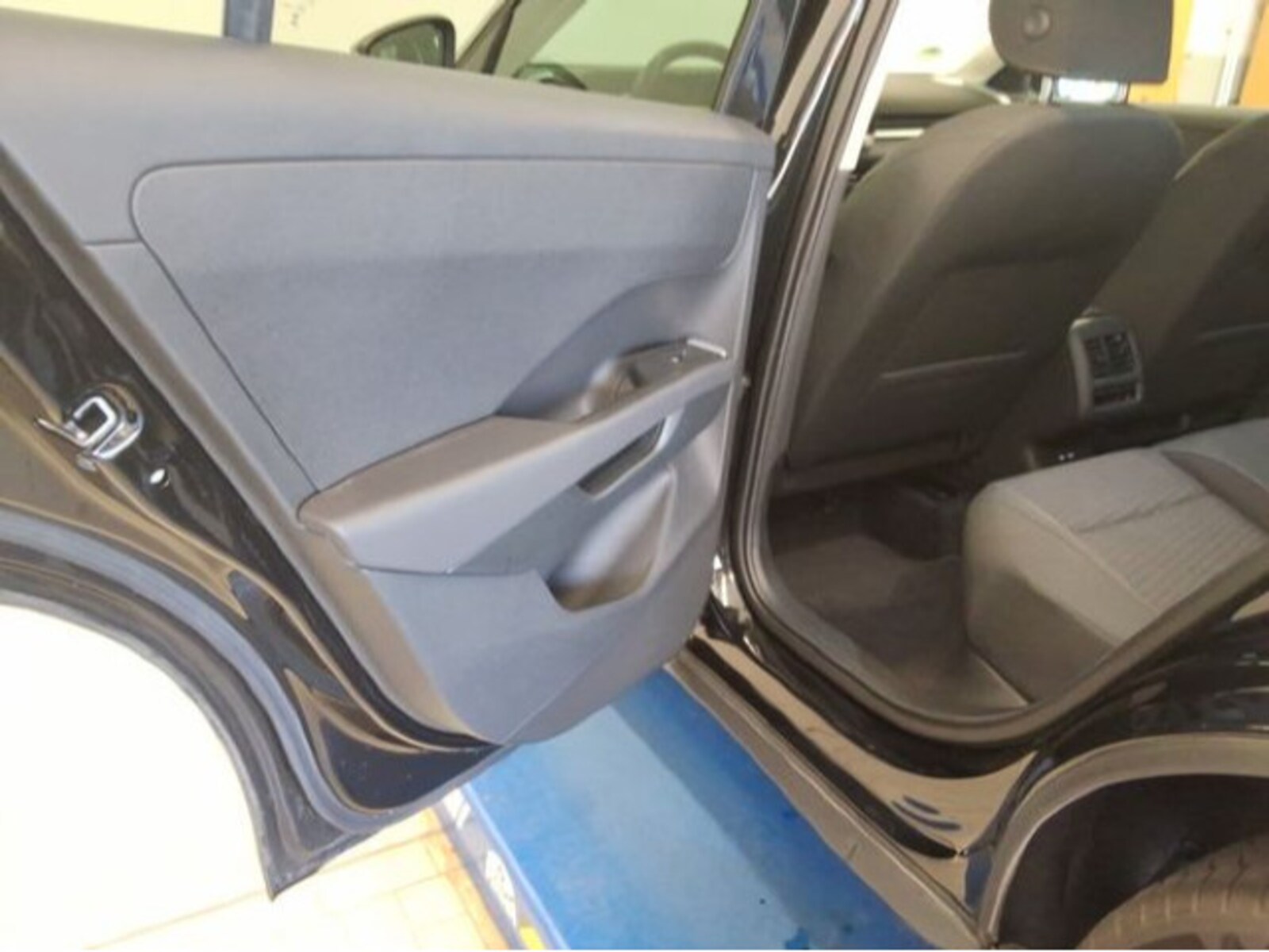 Volkswagen T-Roc – Bild 8