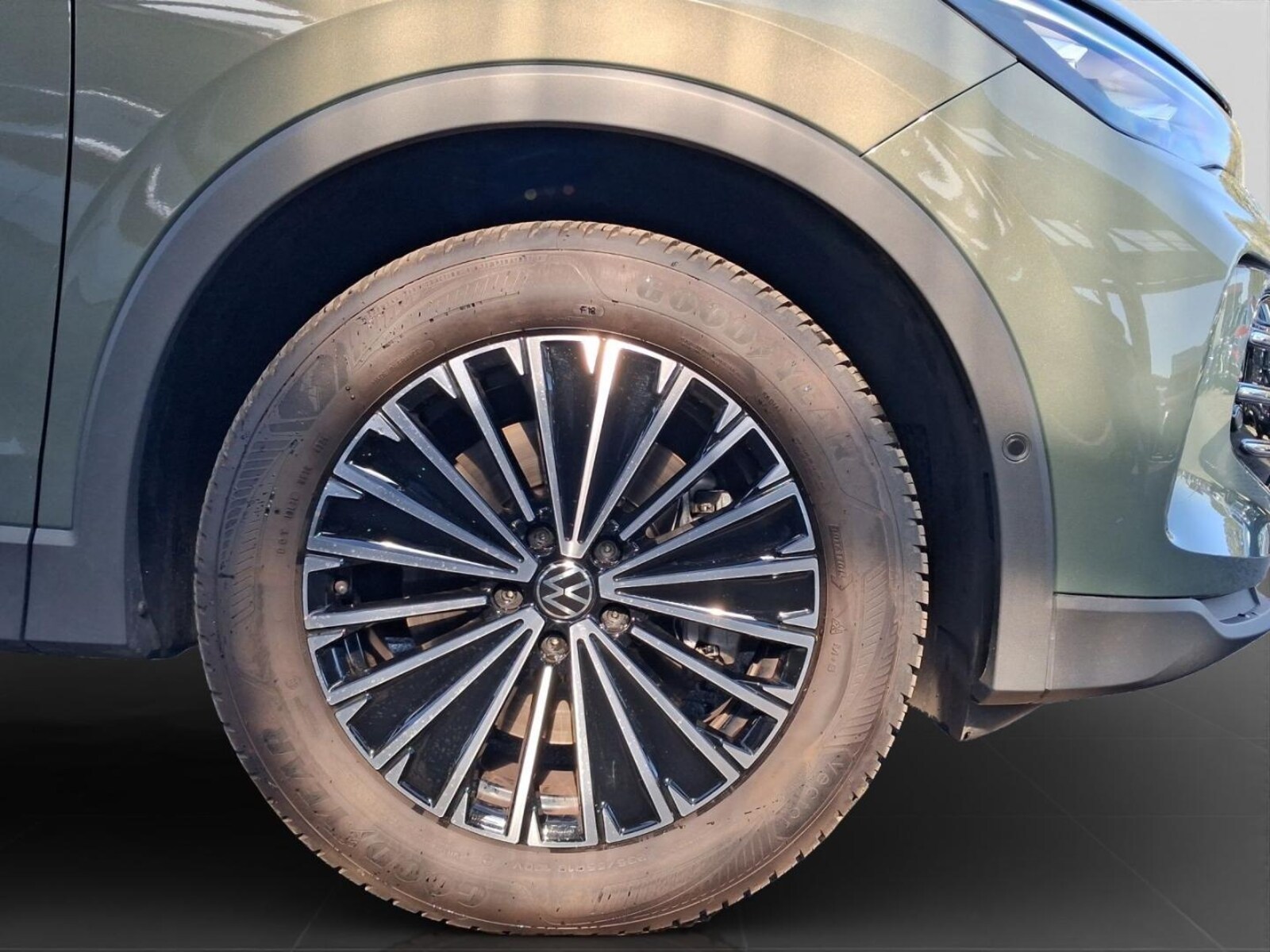 Volkswagen Tiguan – Bild 14