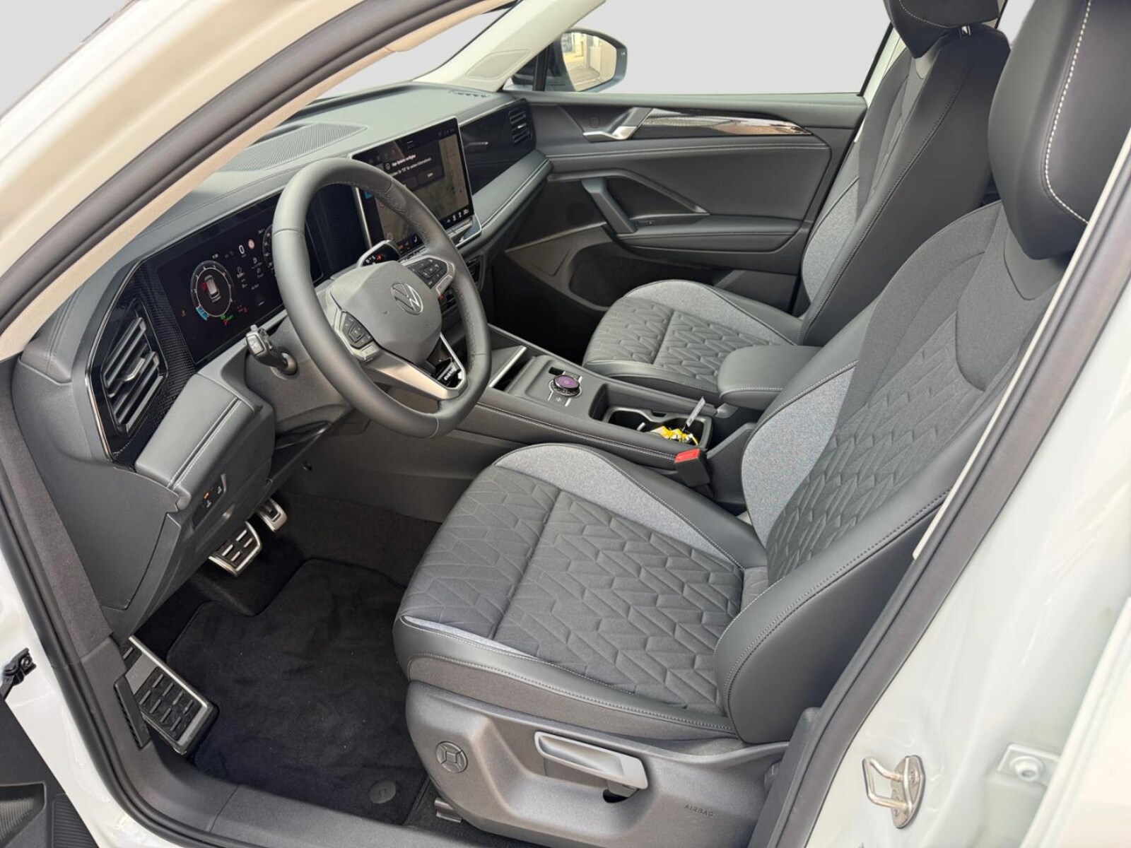 Volkswagen Tiguan – Bild 8