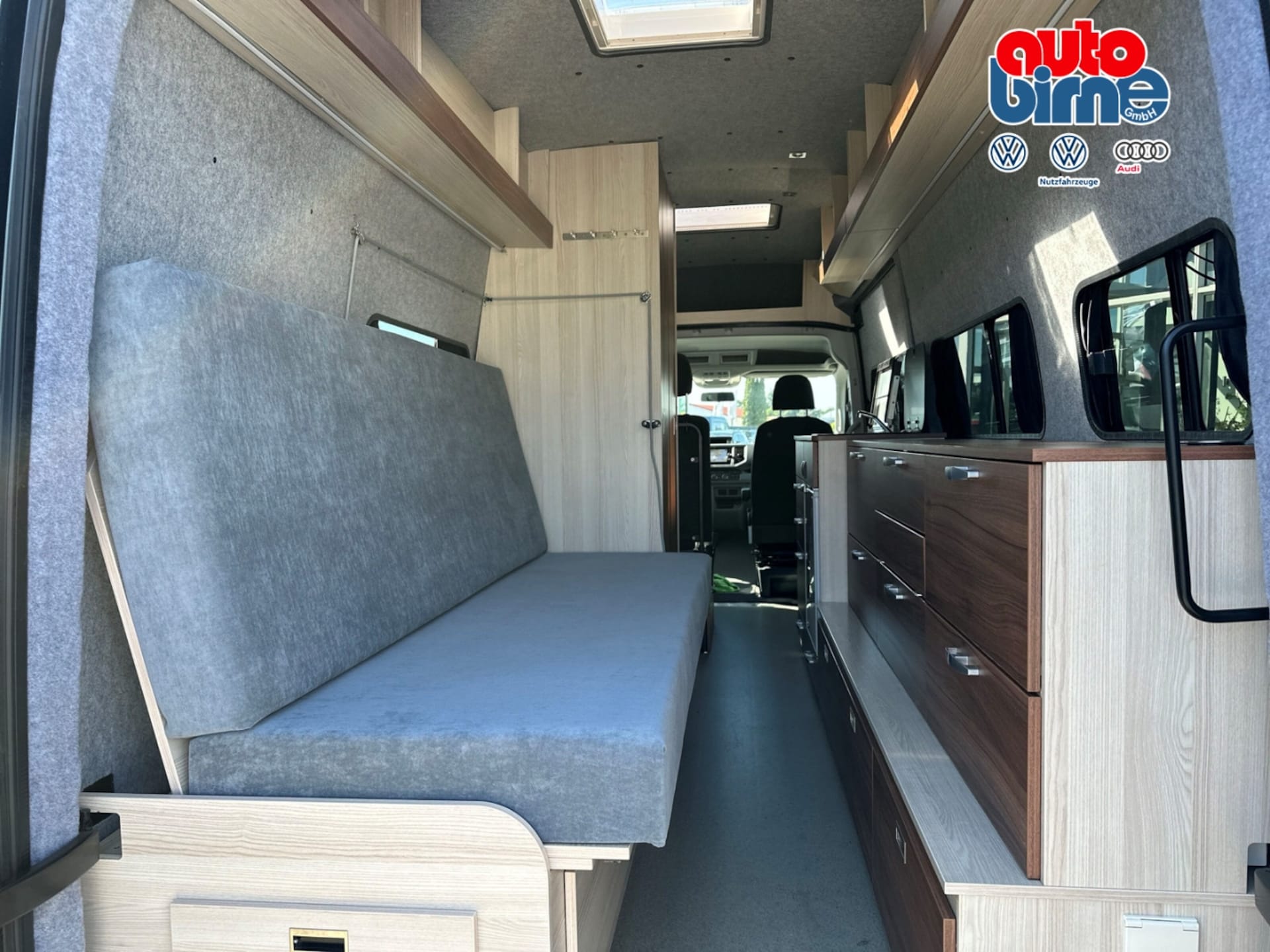 Volkswagen Crafter Kasten langer Radstand