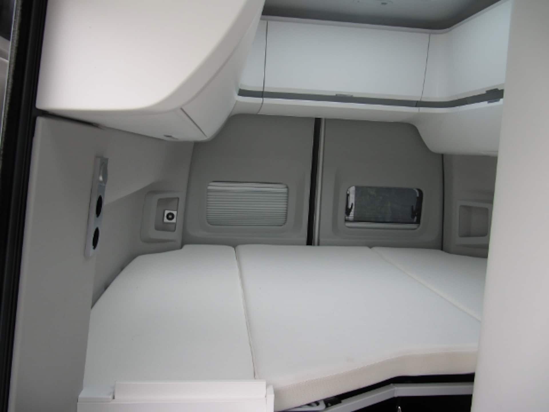 Volkswagen Grand California 600