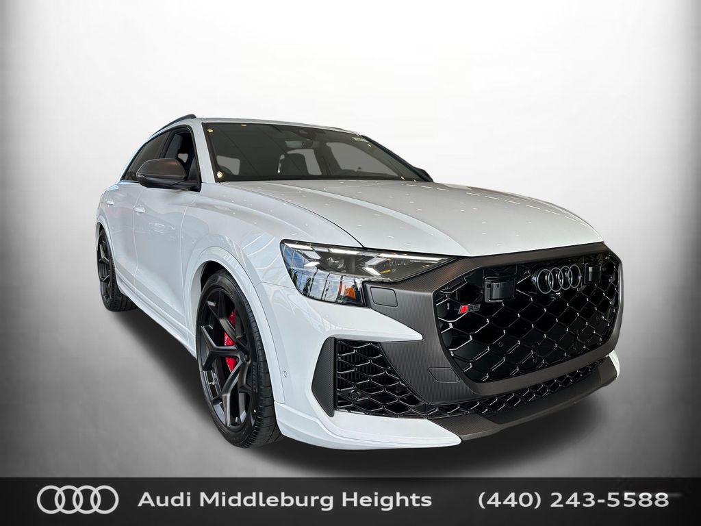 2026 Audi RS Q8 -'s photo