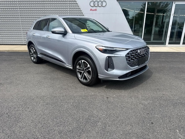 Photo of 2025 Audi Q5