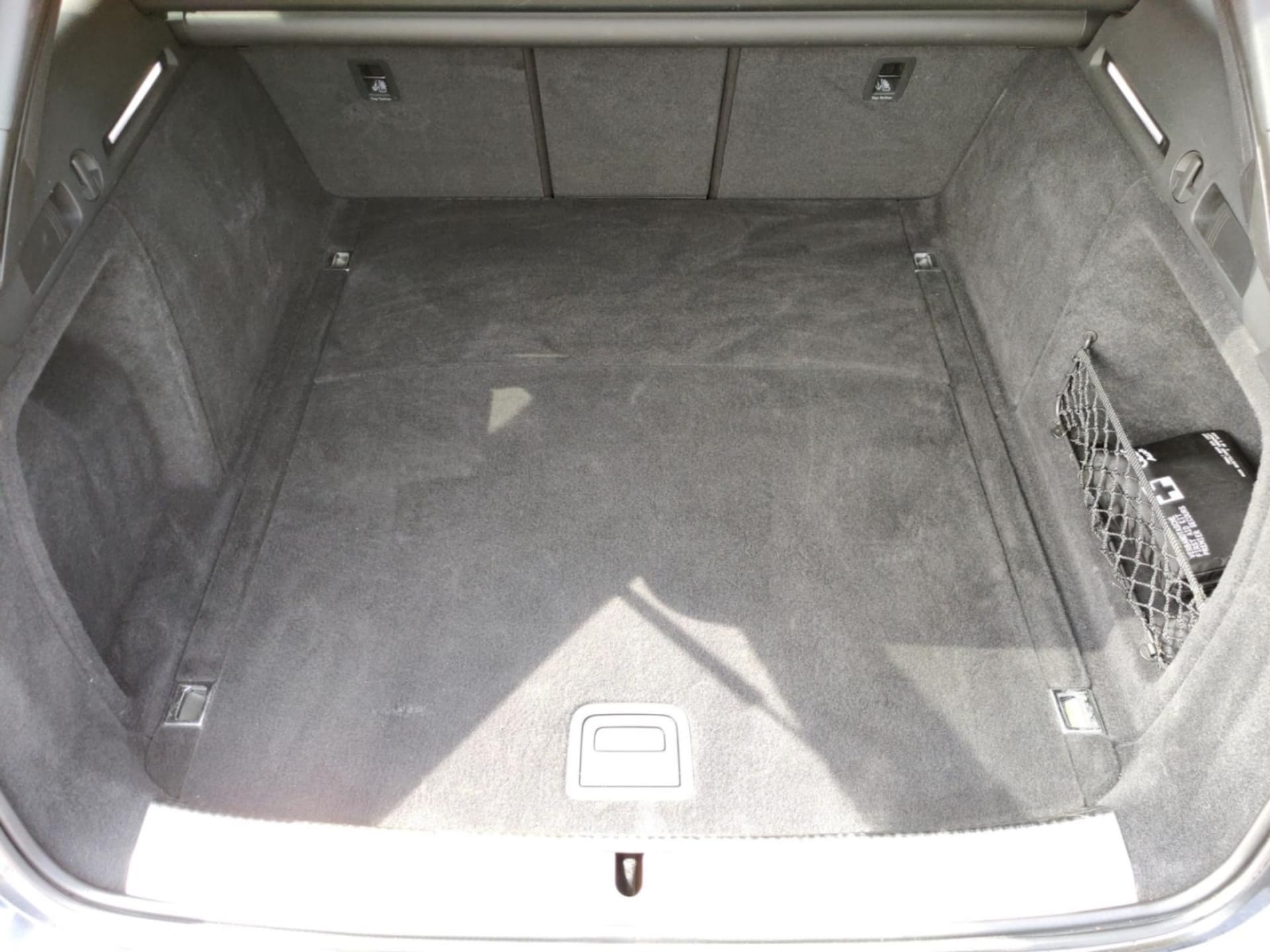 Audi A4 Avant S line