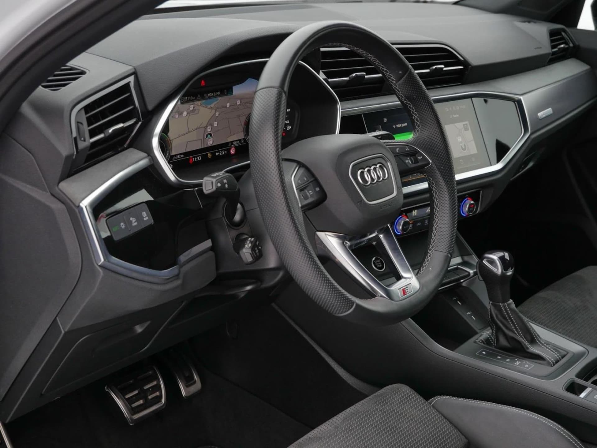 Audi Q3 TFSI e S line