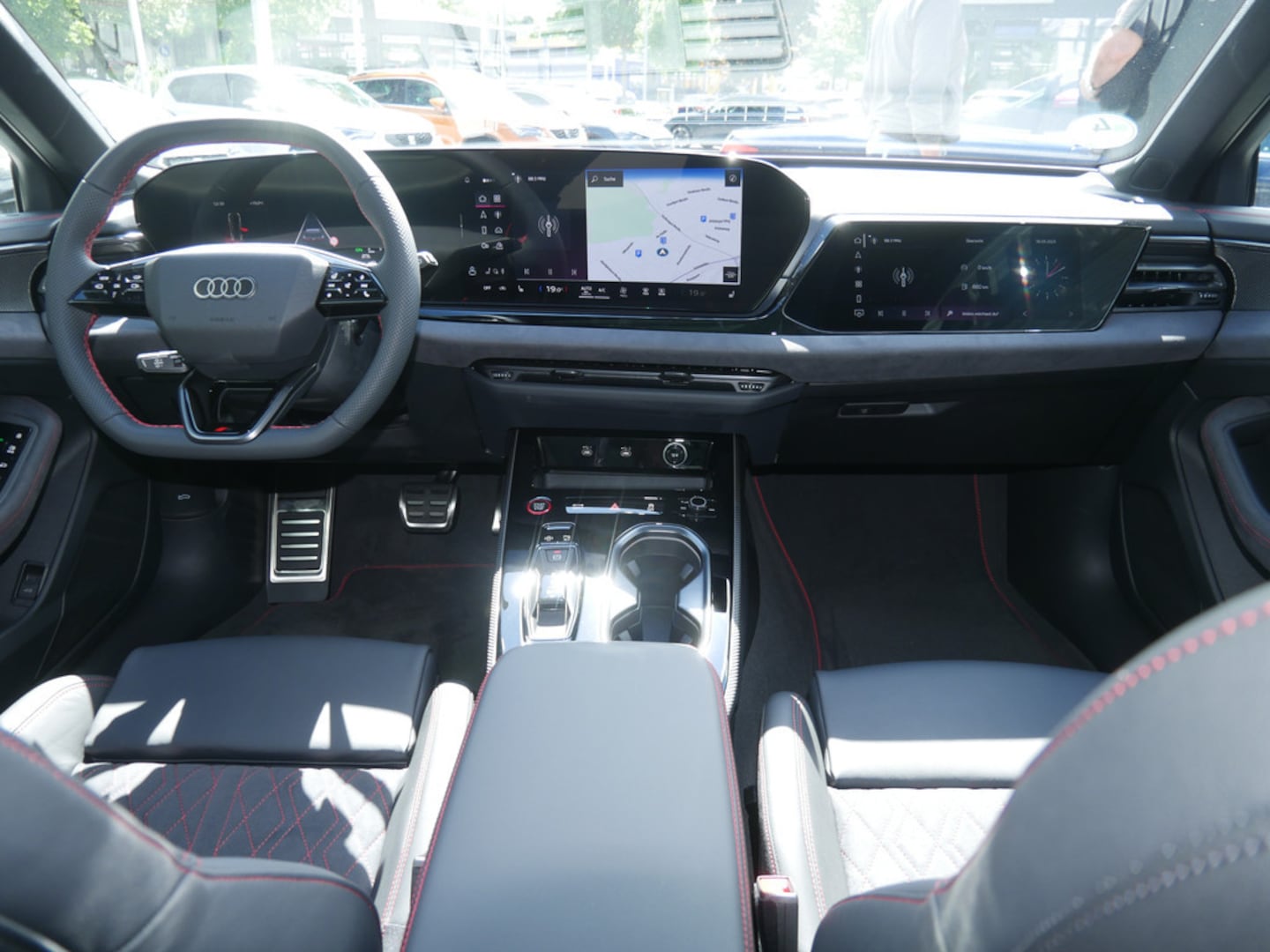 Bild über Audi A6 Avant TFSI quattro 270 kW S tronic - für weitere Informationen kontaktieren Sie den Audi Partner