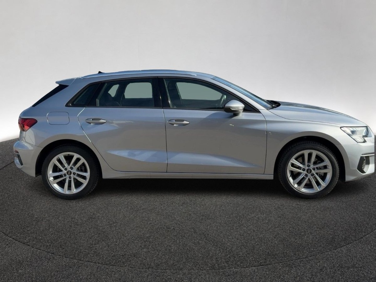 Bild über Audi A3 Sportback TFSI e 40 TFSI e S tronic - für weitere Informationen kontaktieren Sie den Audi Partner