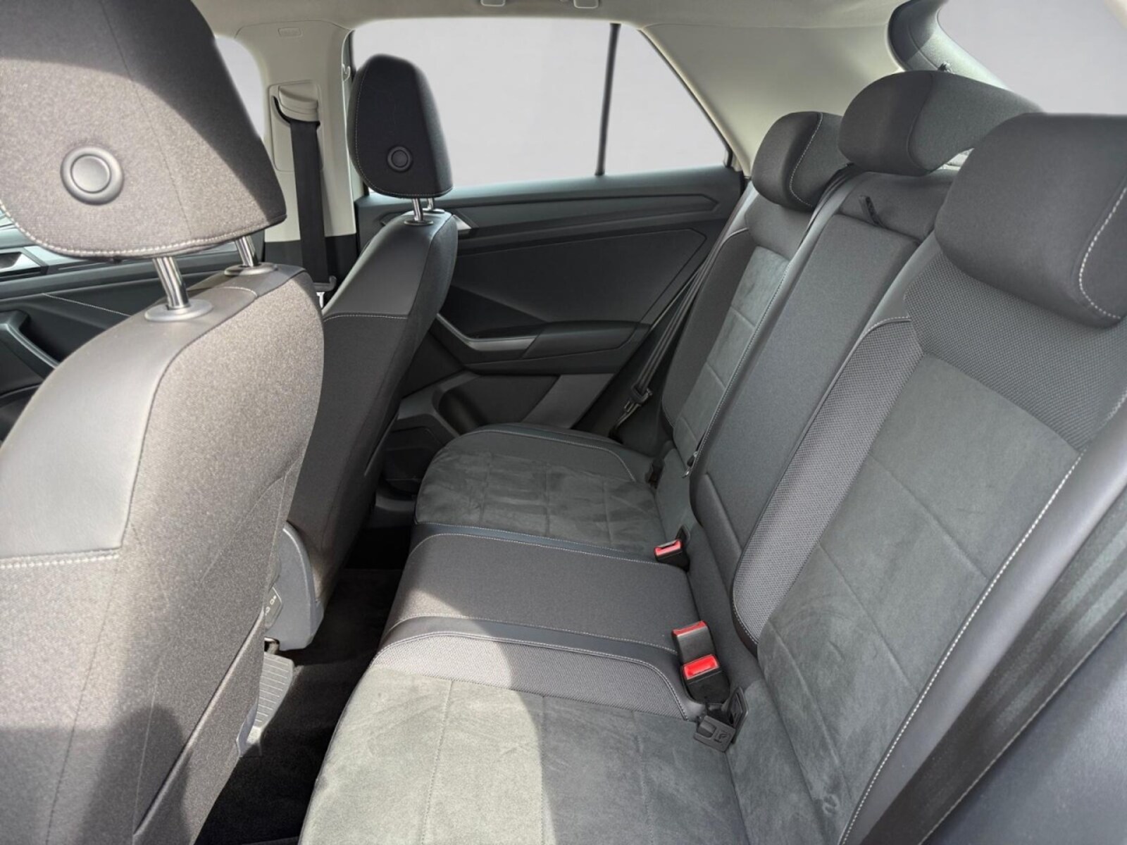 Volkswagen T-Roc – Bild 15