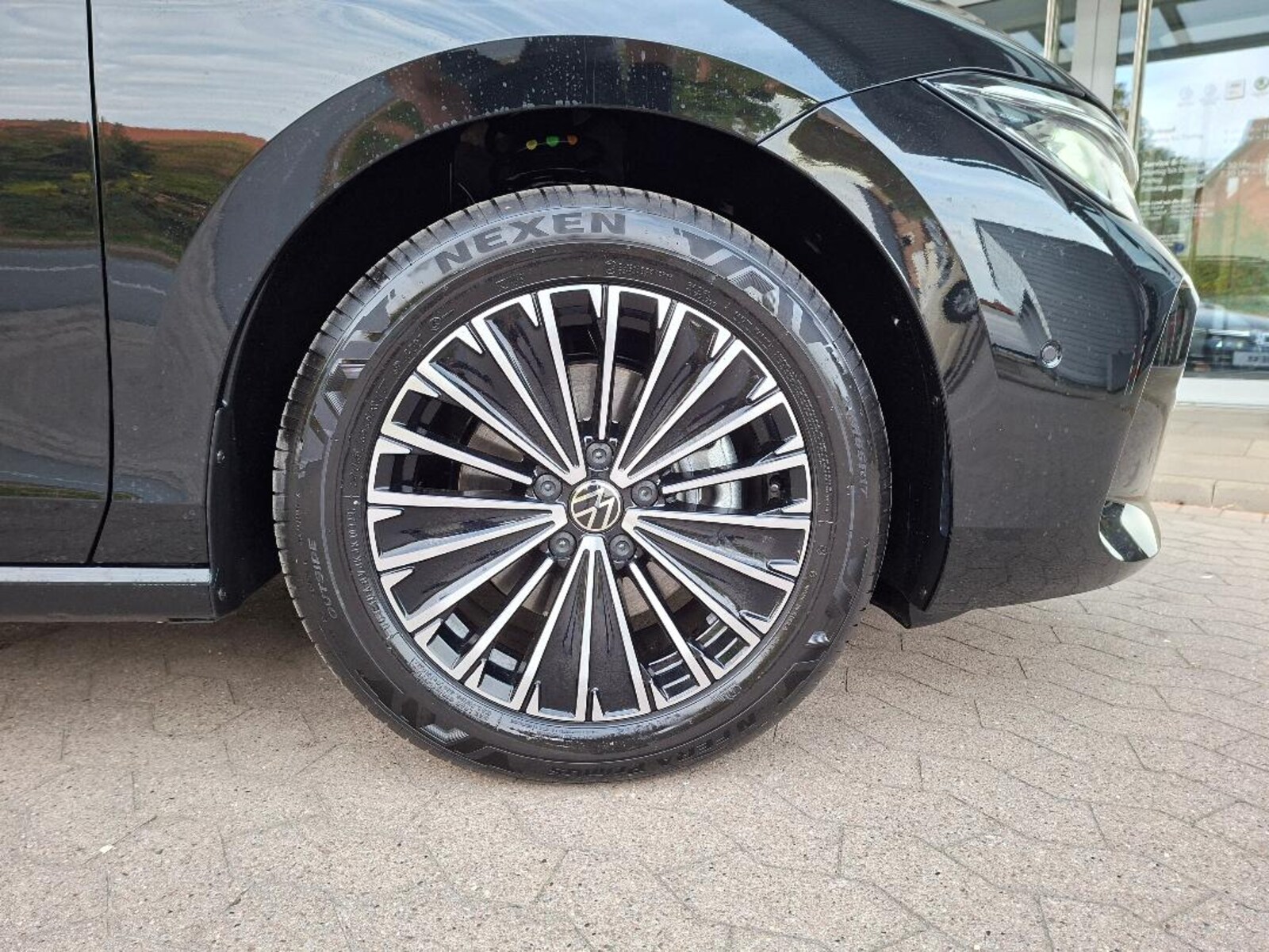 Volkswagen Passat – Bild 9