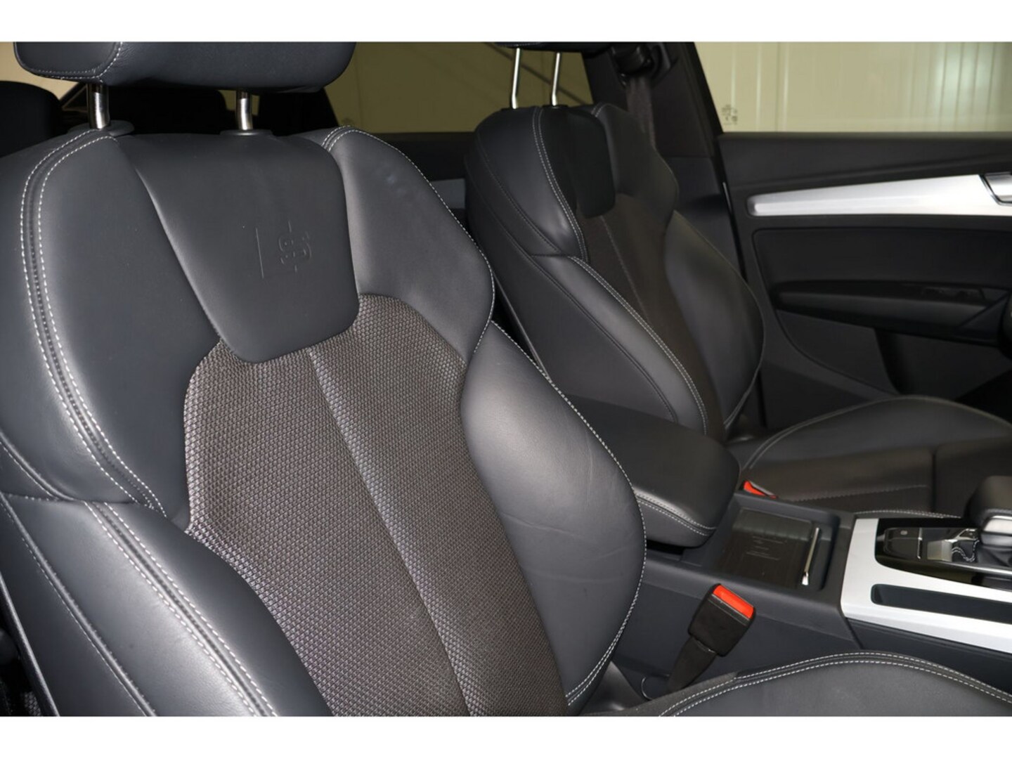 Bild über Audi Q5 Sportback 40 TDI quattro S tronic - für weitere Informationen kontaktieren Sie den Audi Partner