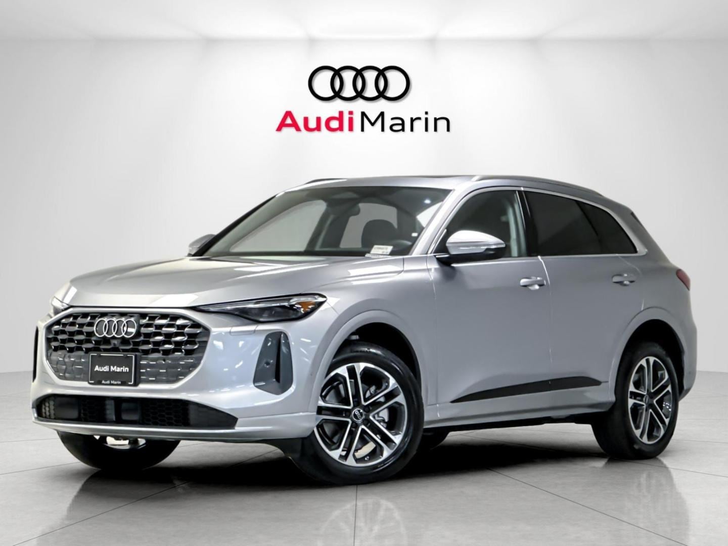 2025 Audi Q5 40 Premium Plus's photo