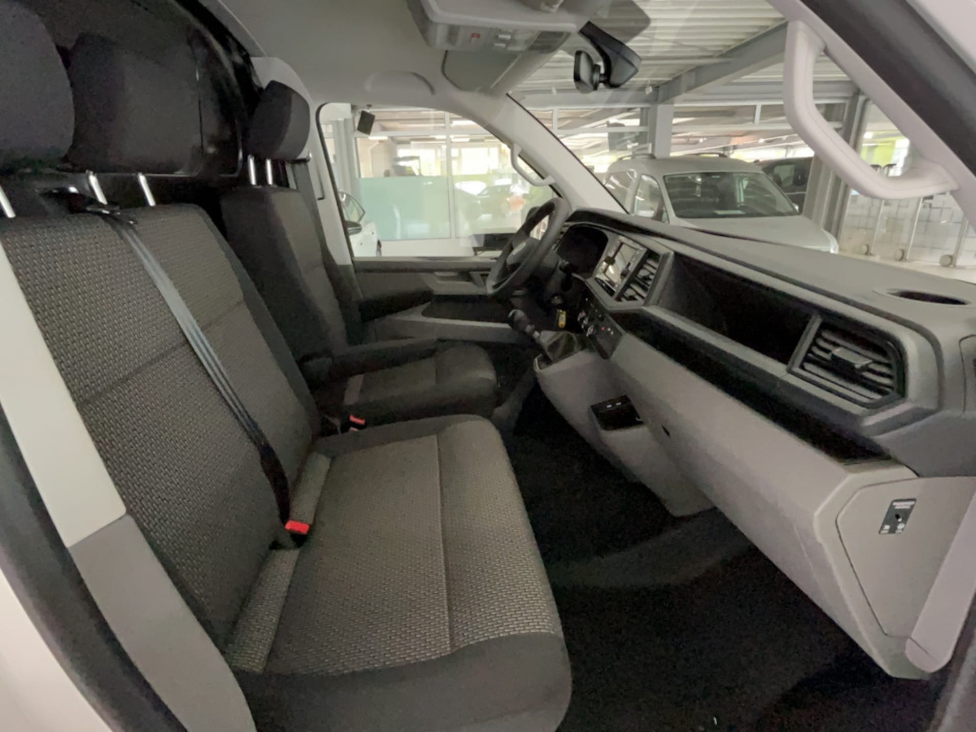 Volkswagen T6.1 Transporter Kasten kurzer Radstand