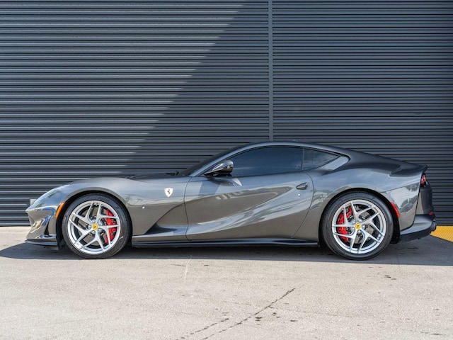 2019 Ferrari 812 Superfast