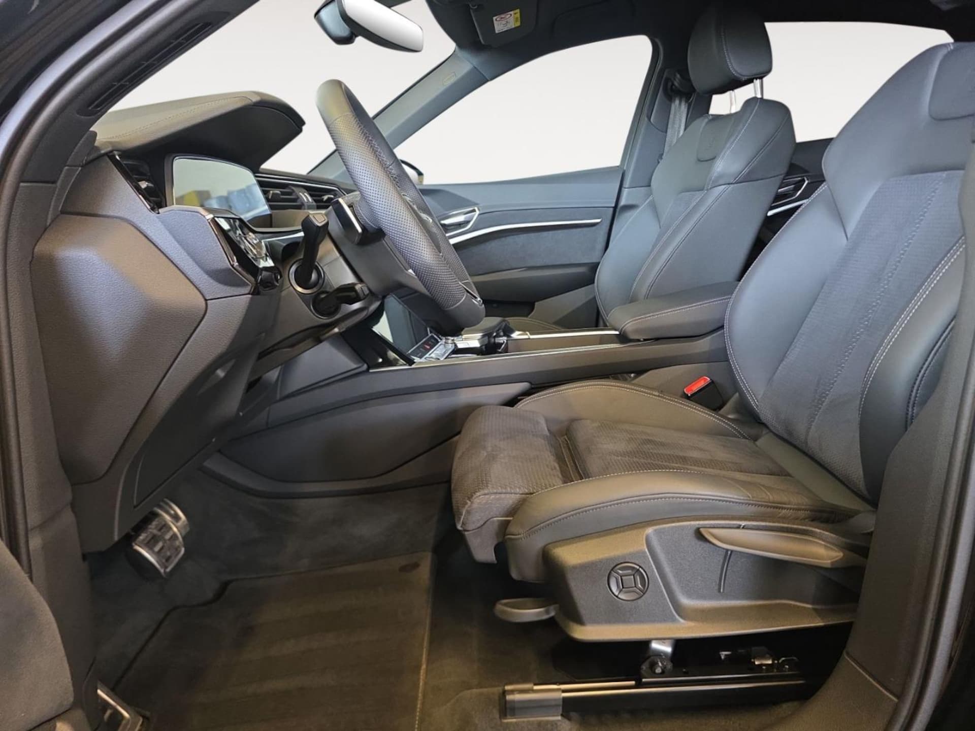 Audi Q8 Sportback e-tron Advanced