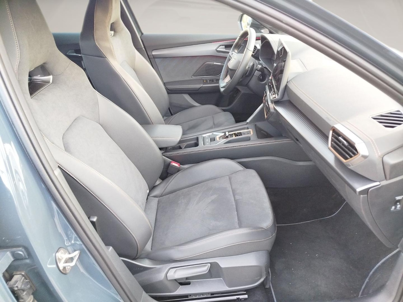 CUPRA Formentor 1.5 TSI e-Hybrid DSG 150 kW (204 CV) — photo 5