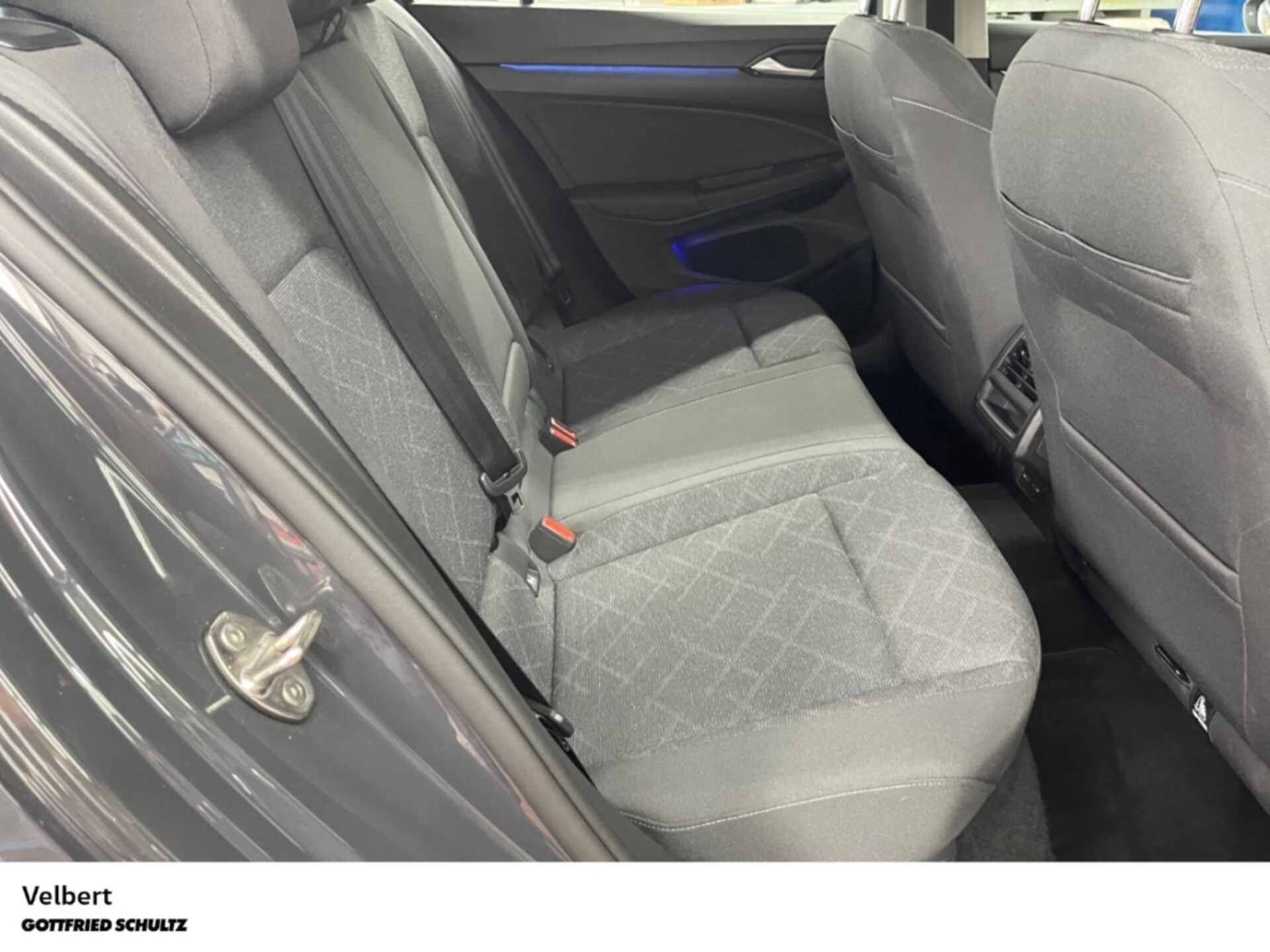 Volkswagen Golf Life