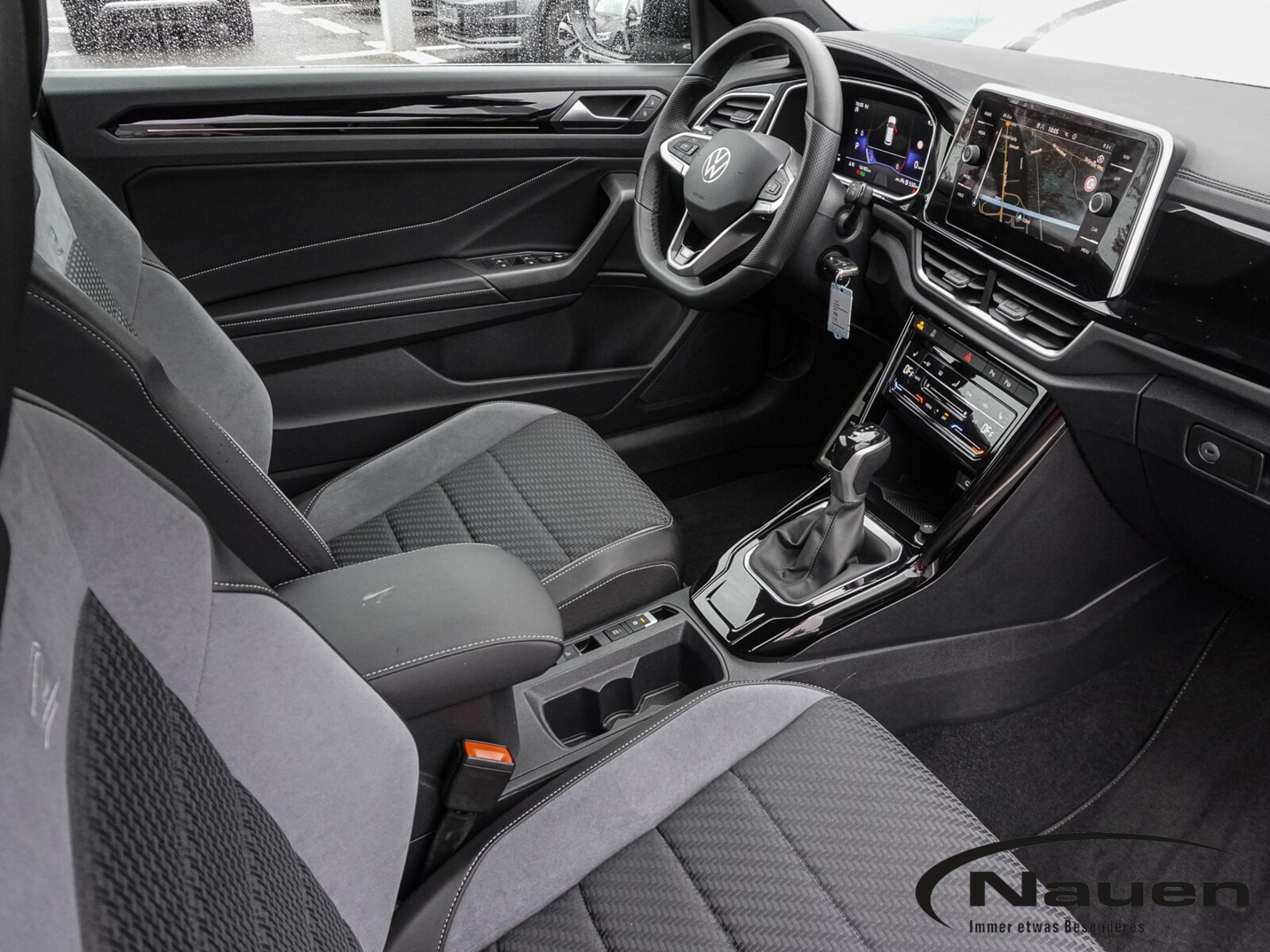 Volkswagen T-Roc Cabriolet – Bild 7