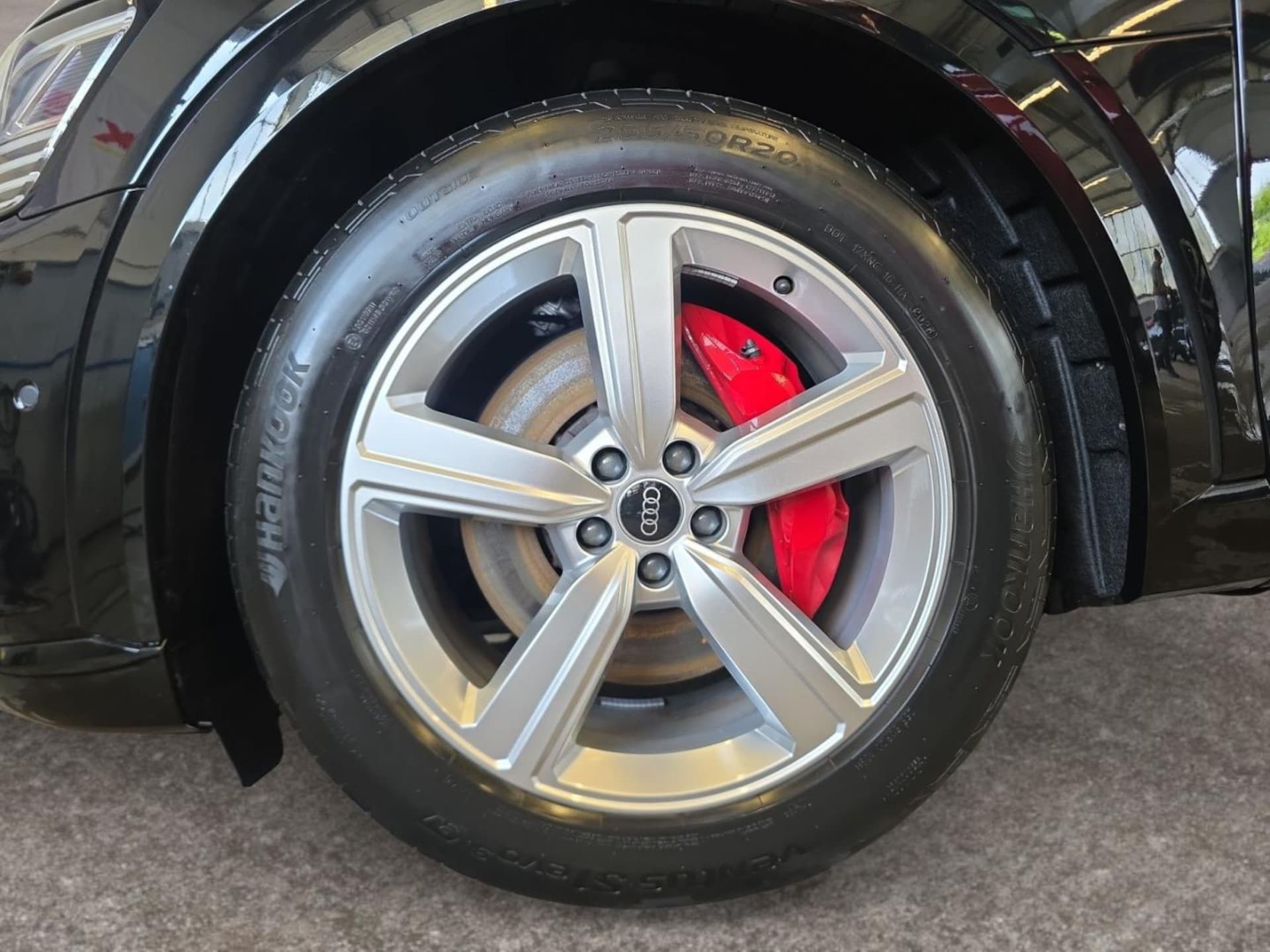 Audi Q8 Sportback e-tron Advanced