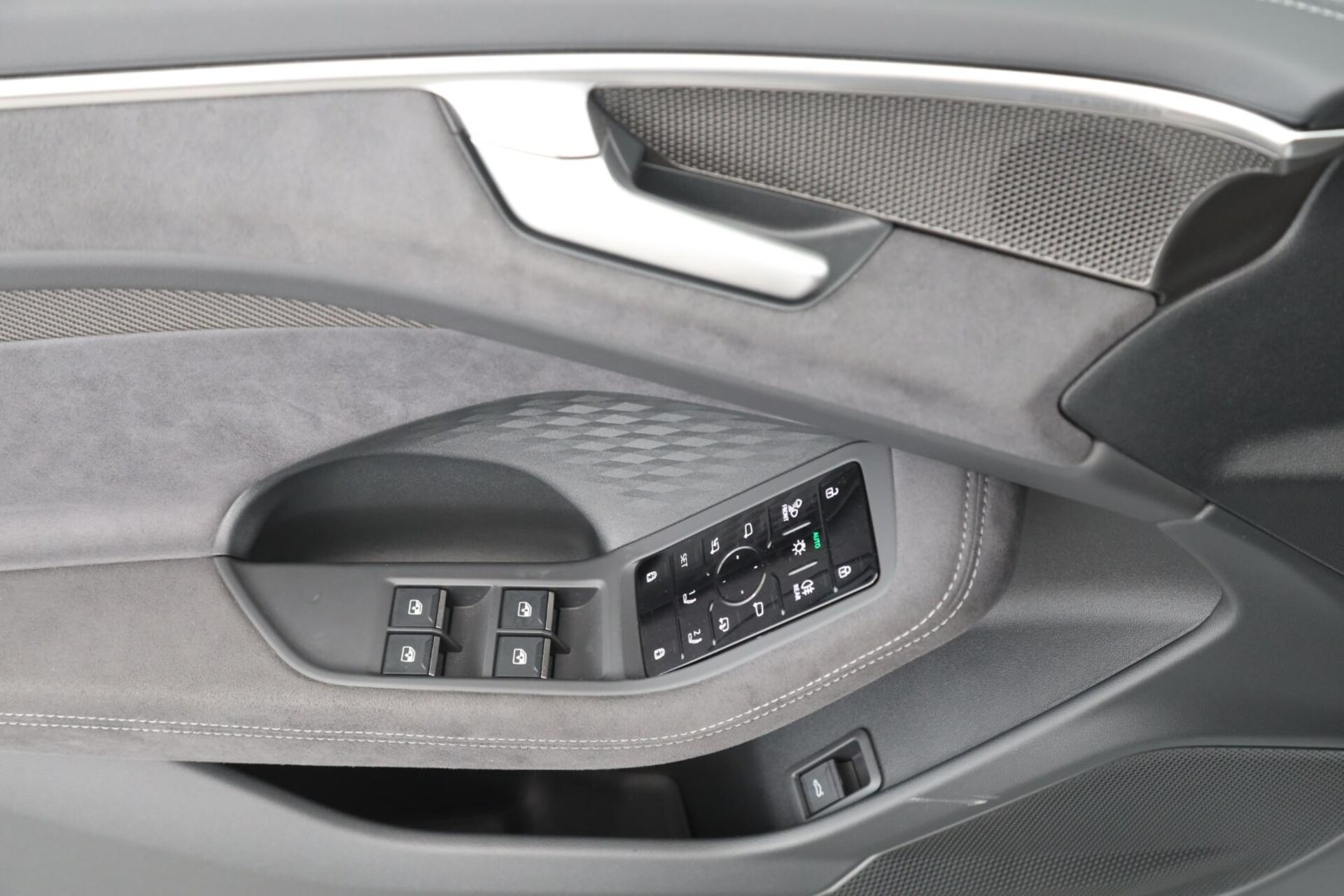 Audi A6 Avant edition one