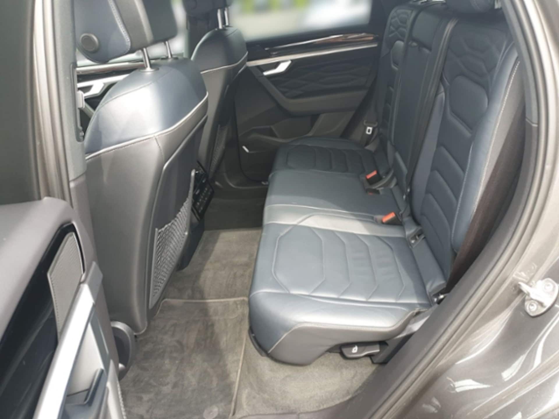 Volkswagen Touareg Elegance