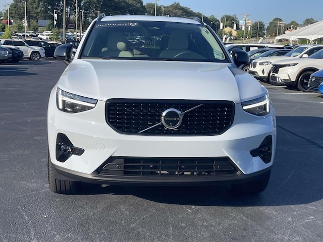 2026 Volvo XC40