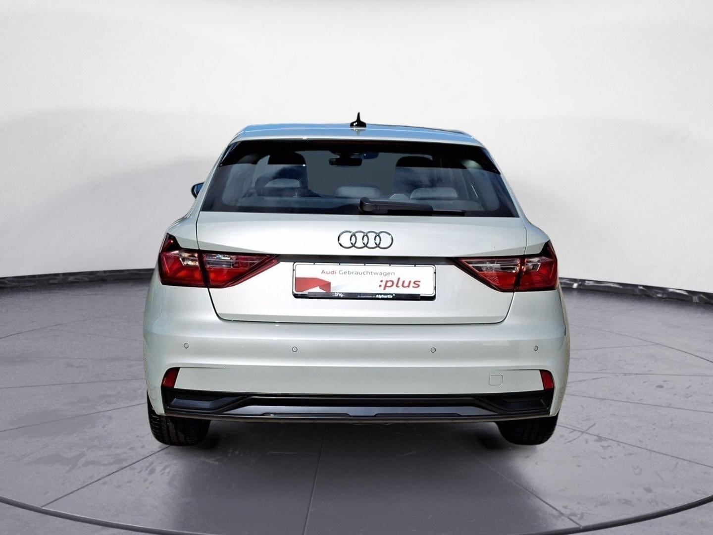 Bild über Audi A1 Sportback advanced 30 TFSI Schaltgetriebe - für weitere Informationen kontaktieren Sie den Audi Partner