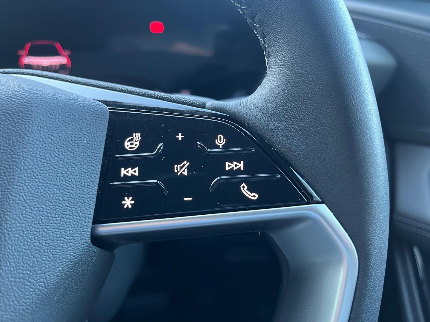 Image about Audi Q6 SUV e-tron e-tron performance