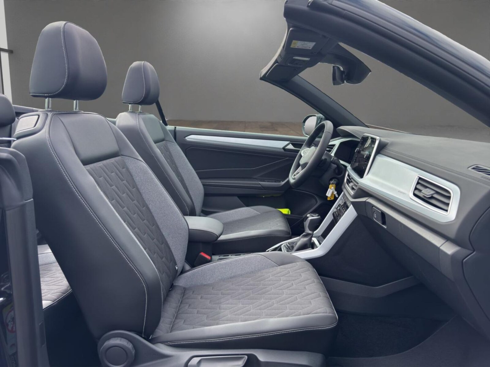 Volkswagen T-Roc Cabriolet – Bild 9