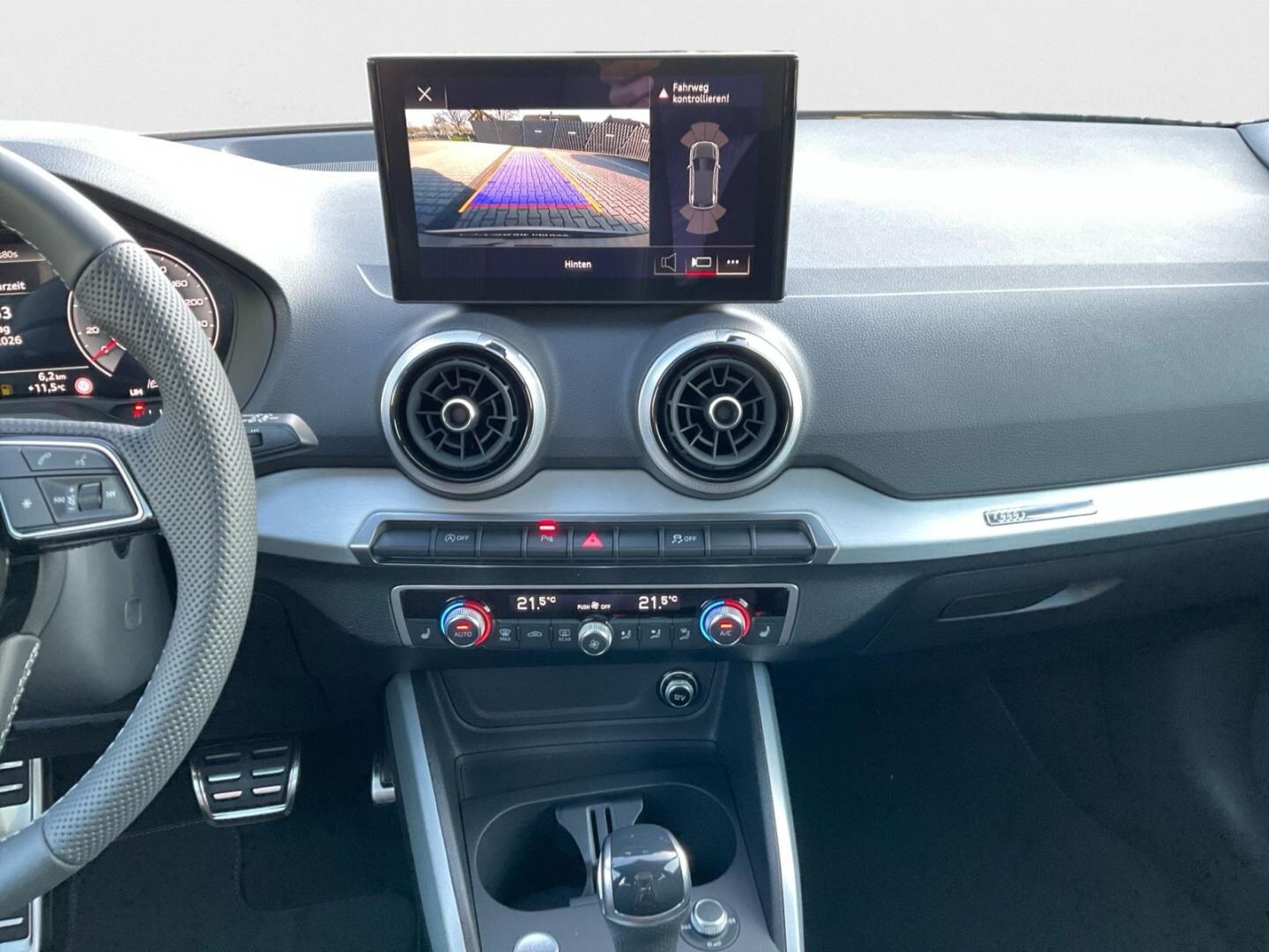 Bild über Audi Q2 S line 35 TFSI S tronic - für weitere Informationen kontaktieren Sie den Audi Partner