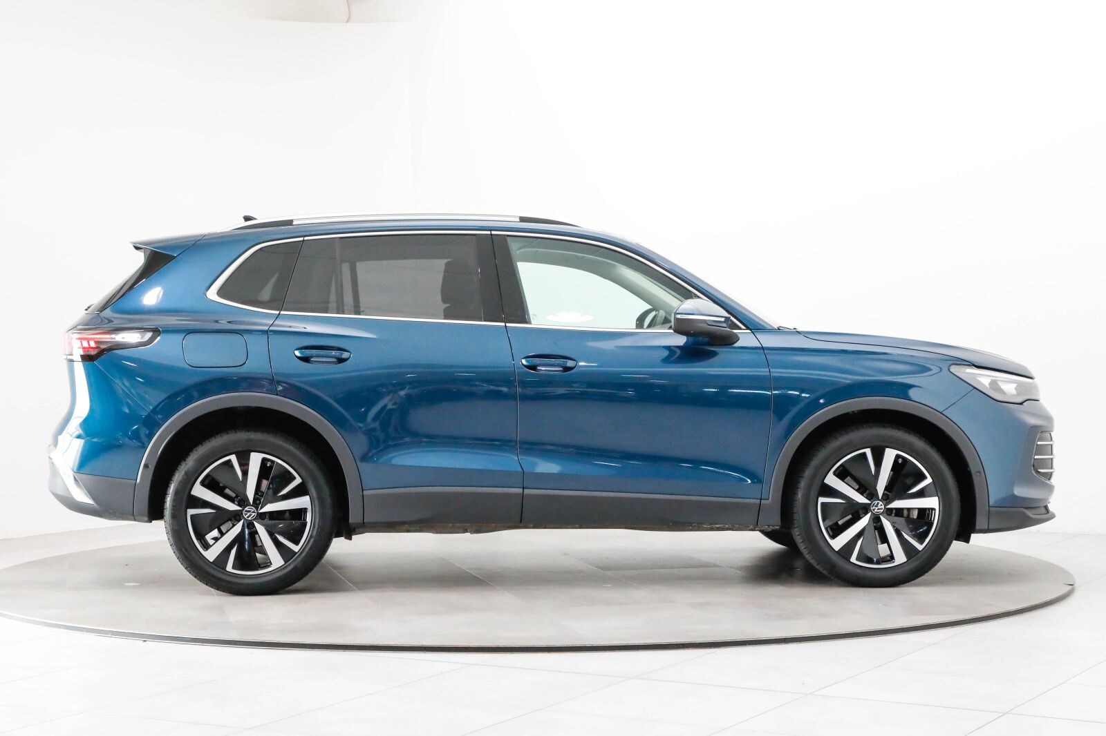 Volkswagen Tiguan – Bild 9