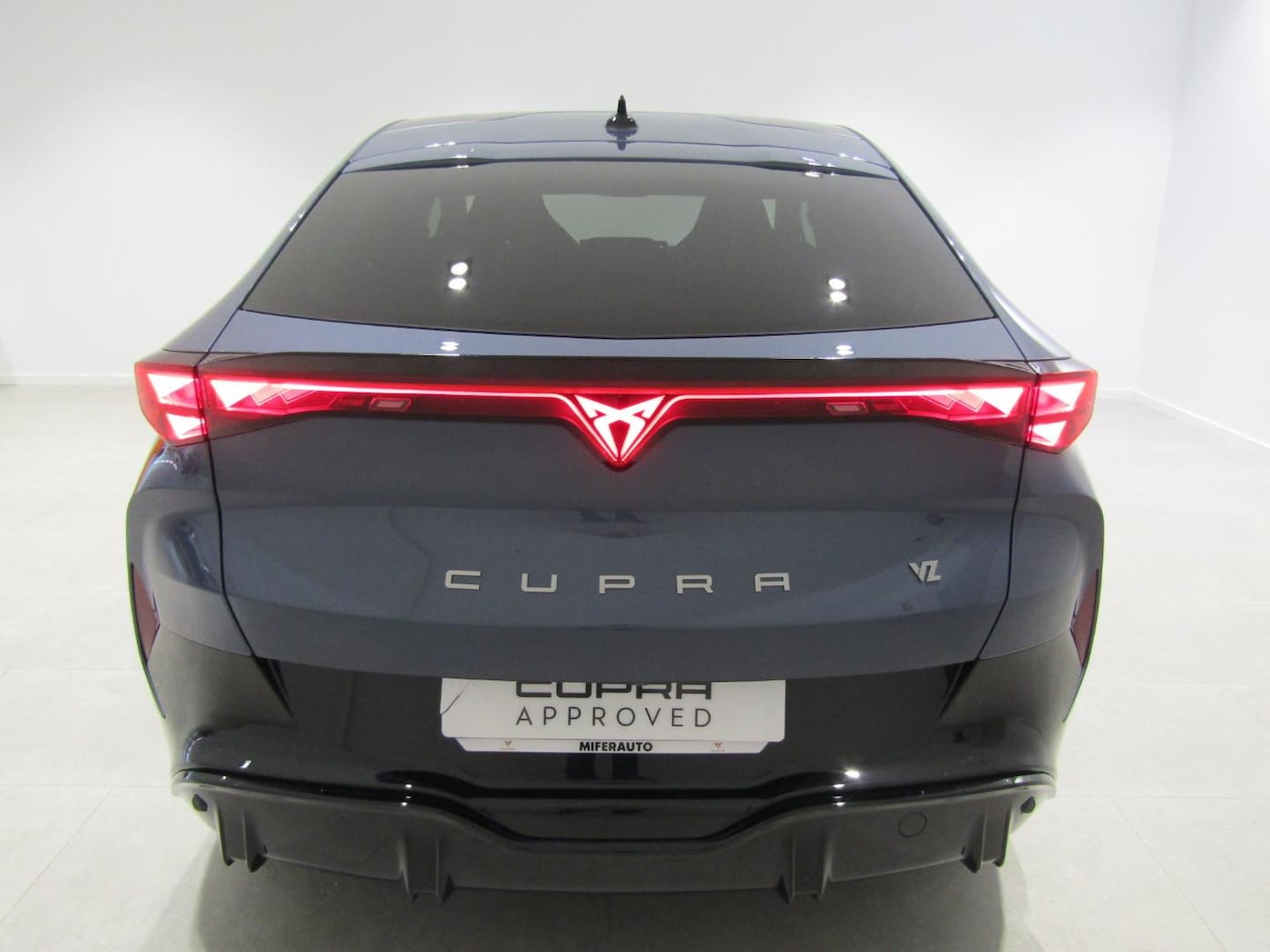 CUPRA Tavascan VZ First Edition Dual Motor AWD 77kWh 250 kW (340 CV) — photo 9