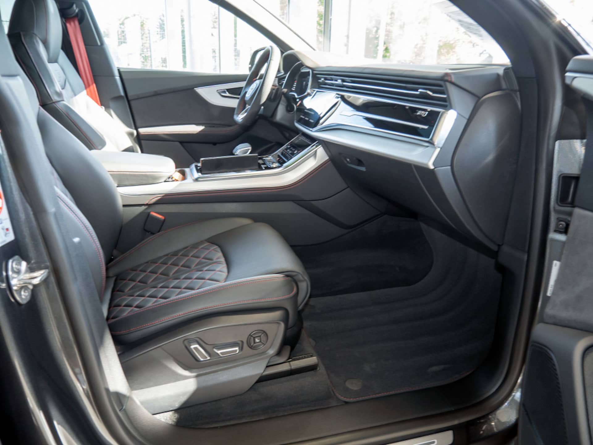 Audi Q8 SUV
