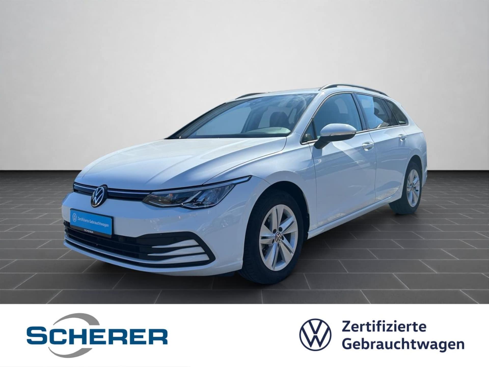 Volkswagen Golf Variant Life