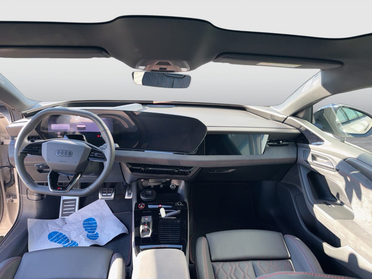 Bild über Audi S6 Sportback e-tron e-tron quattro 370 kW - für weitere Informationen kontaktieren Sie den Audi Partner