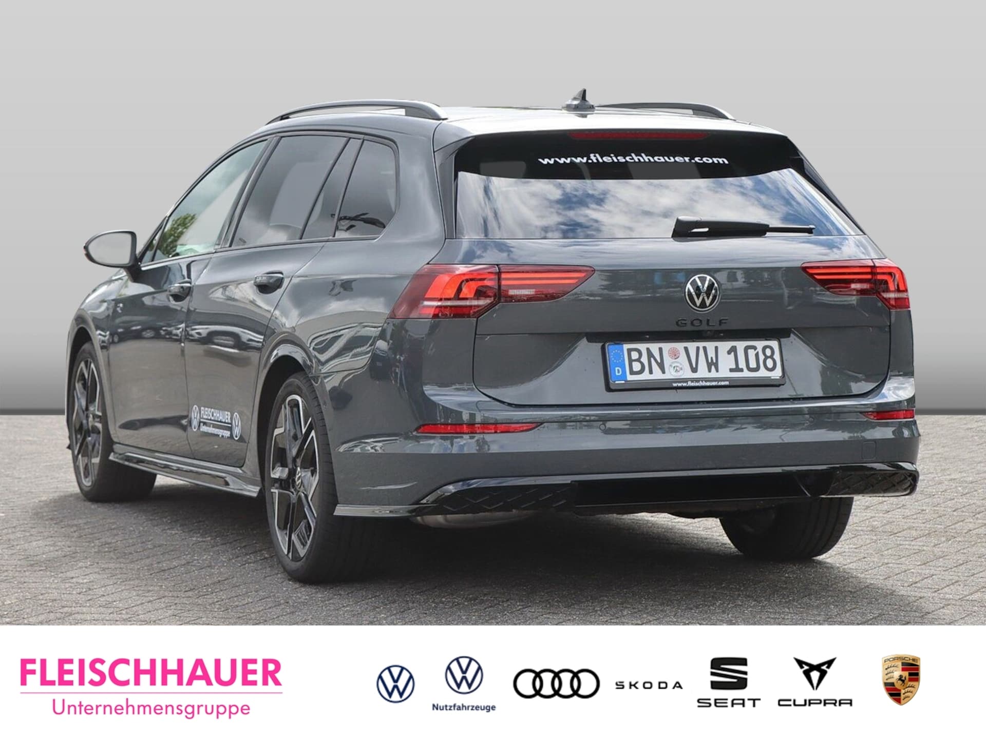 Volkswagen Golf Variant R-Line