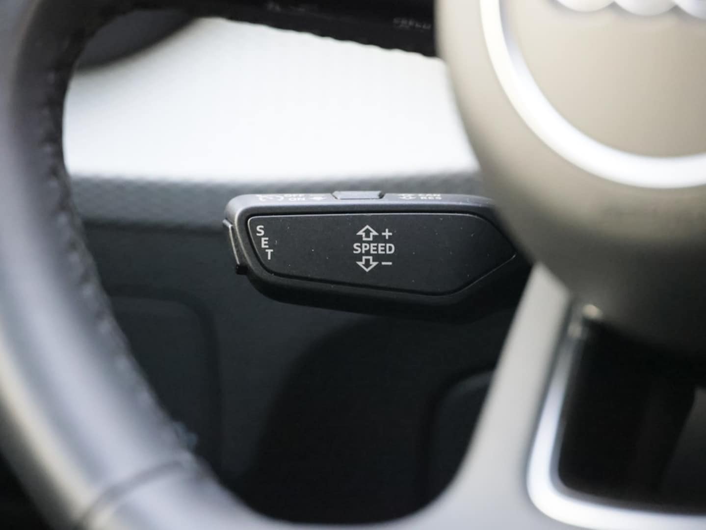 Bild über Audi Q2 advanced 35 TFSI S tronic - für weitere Informationen kontaktieren Sie den Audi Partner