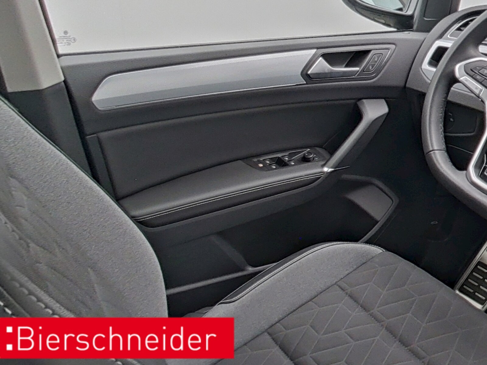 Volkswagen Touran – Bild 12