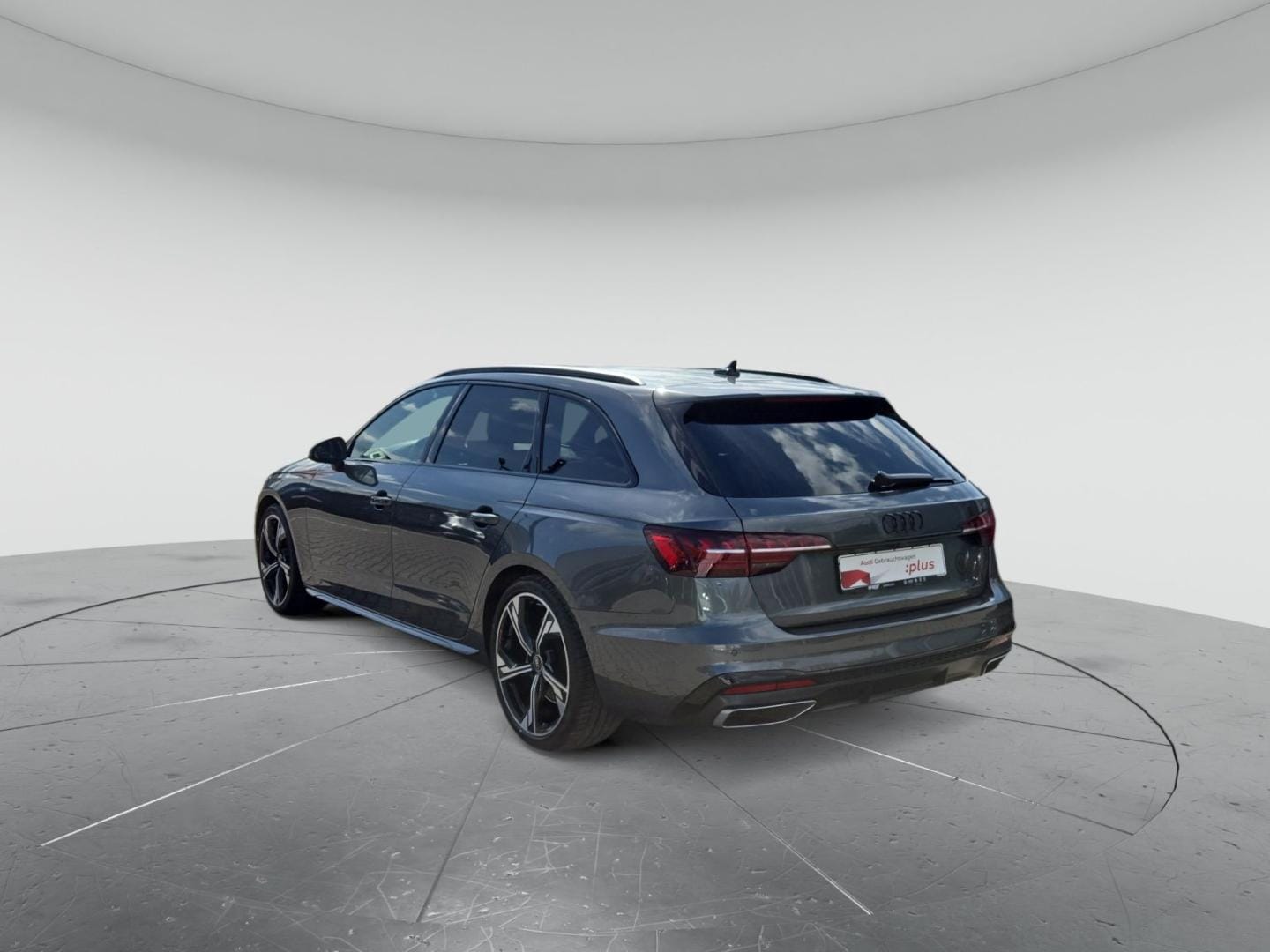 Bild über Audi A4 Avant S line 40 TFSI S tronic - für weitere Informationen kontaktieren Sie den Audi Partner