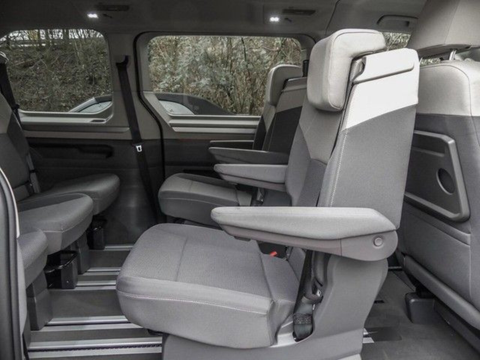 Volkswagen Multivan – Bild 24