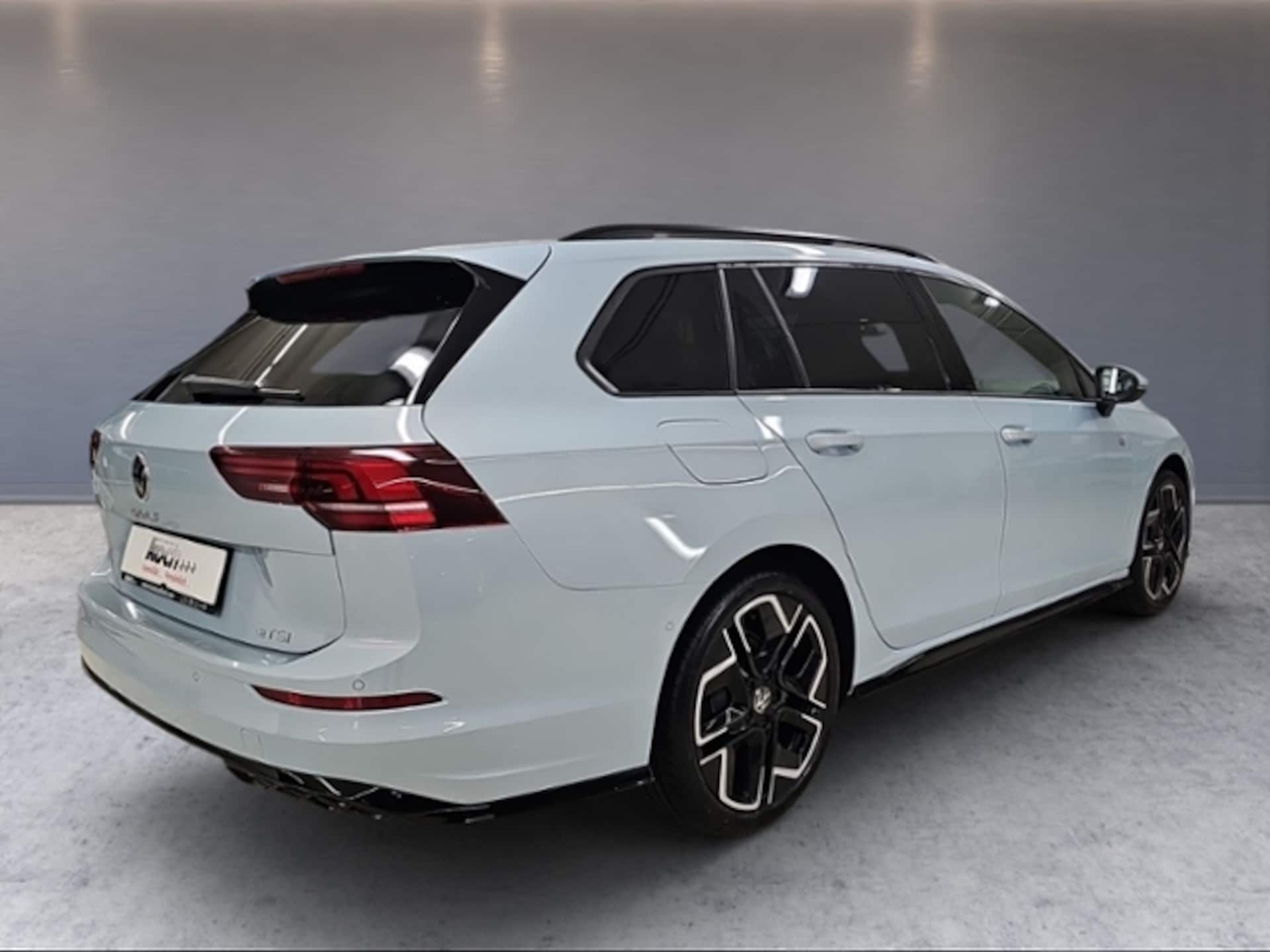 Volkswagen Golf Variant R-Line